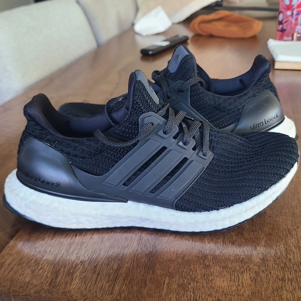 adidas ultraboost 4.0 dna GUC womens